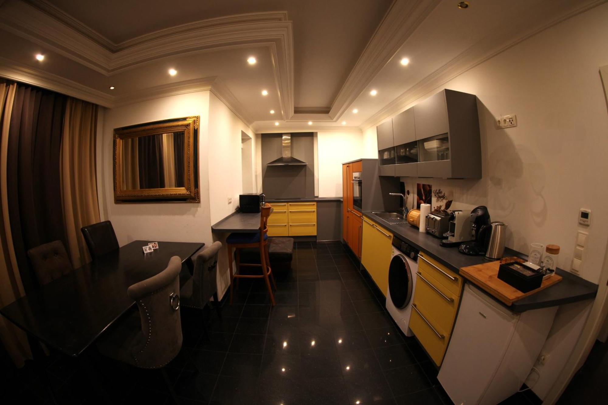Golden Apartments Essen Bagian luar foto